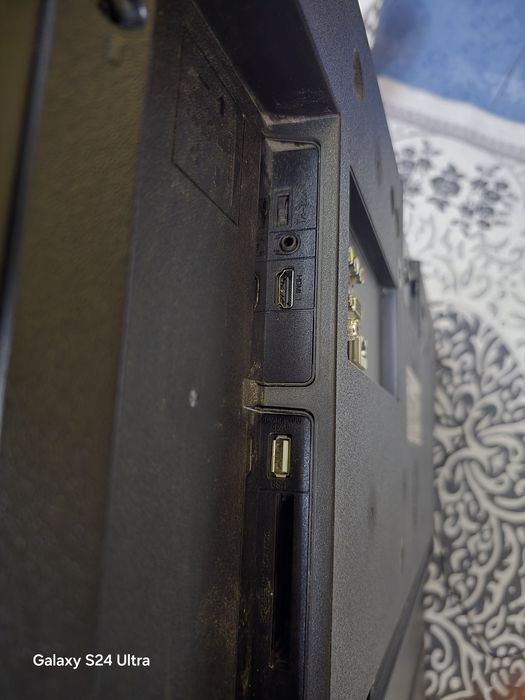 Смарт телевизор 55 инча 4к ултра HD