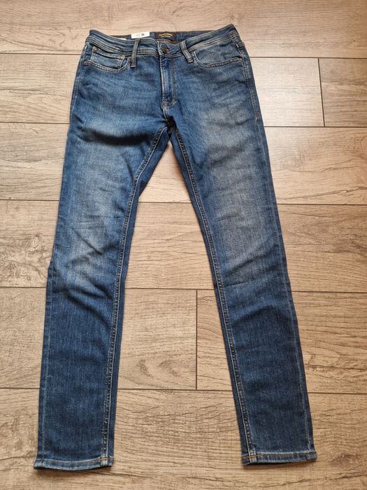 Мъжки тъмно сини дънки