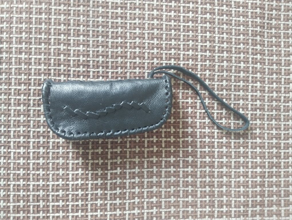 Продается ручная работа из кожзама