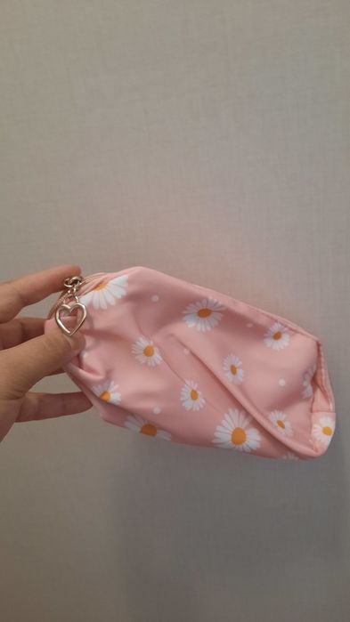 Нова ученическа раница