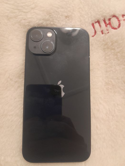 Айфон 13 почти нови