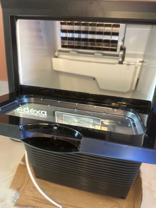 Професионален ледогенератор 30кг / 24ч