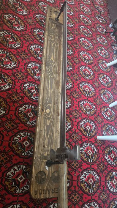 Меч для шашлыка.