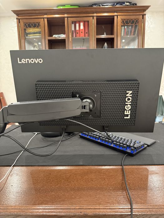 Продам монитор Lenovo legion Y27q-30