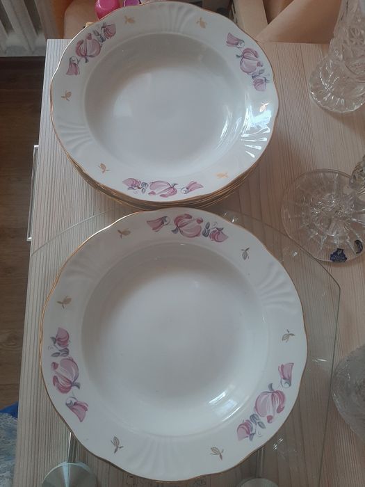 Продаются тарелки