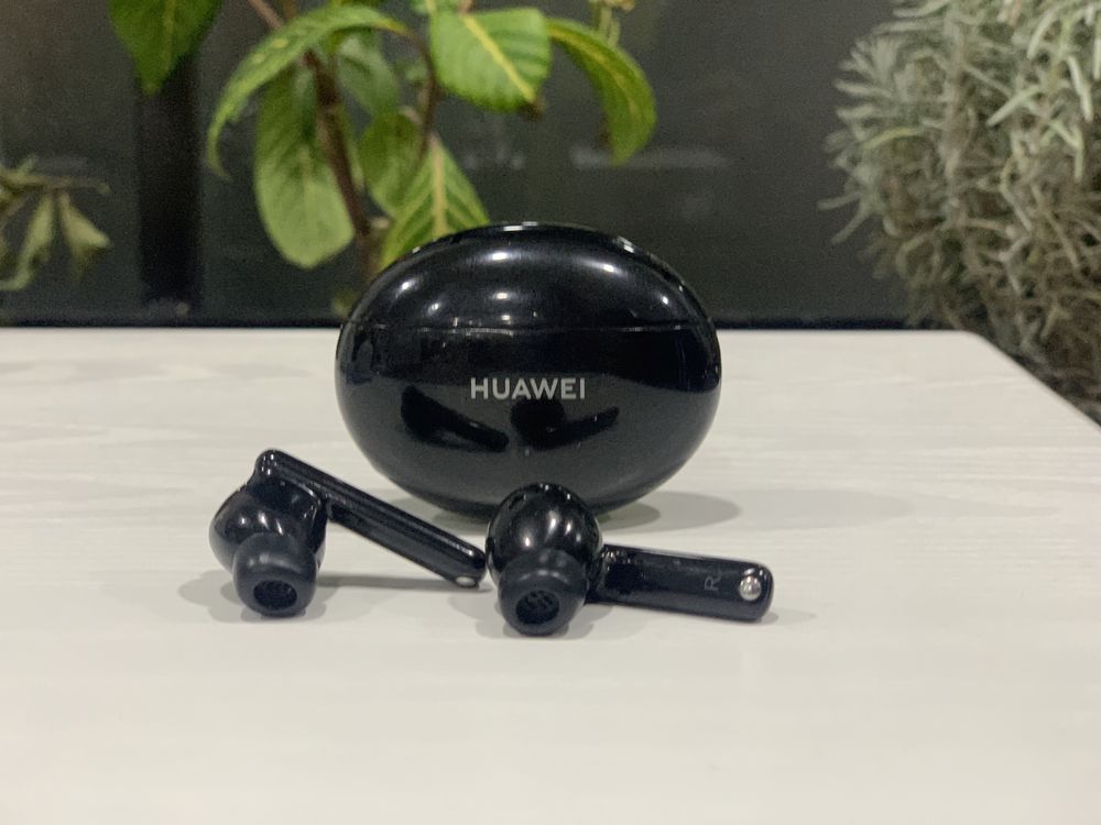 Беспроводные наушники HUAWEI FreeBuds 4i