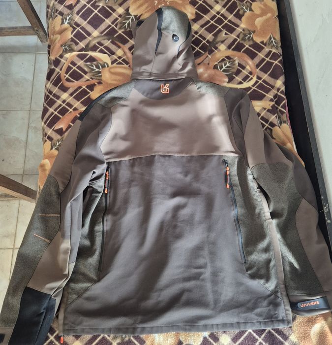 Ловно яке Универс