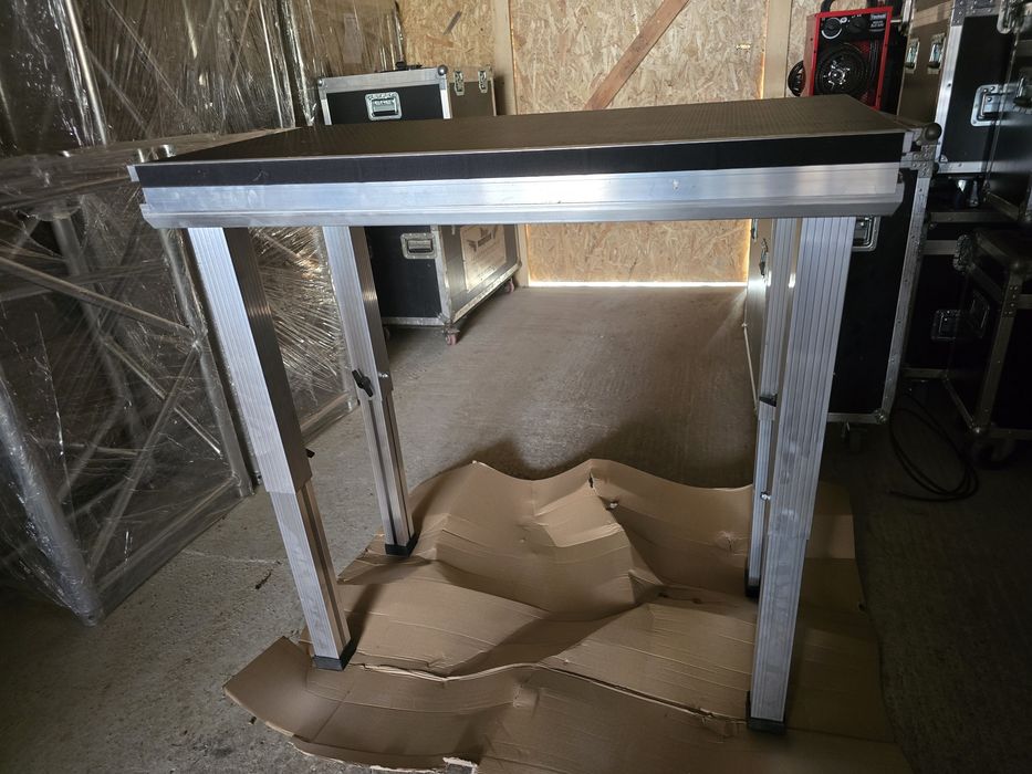 Placa podium pupitru dj dimensiuni de 150x60 cm  150x50 100x50