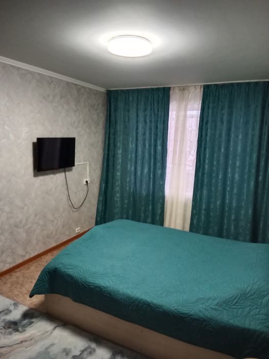 Сдам посуточно 1к,кв,жубановых, 8микр, красный крест.