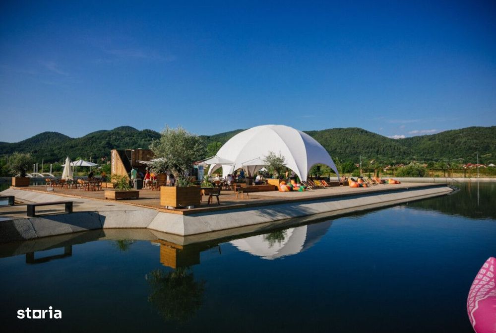 Vanzare - Proprietate deosebita, 40.100 mp teren intravilan, cu infras