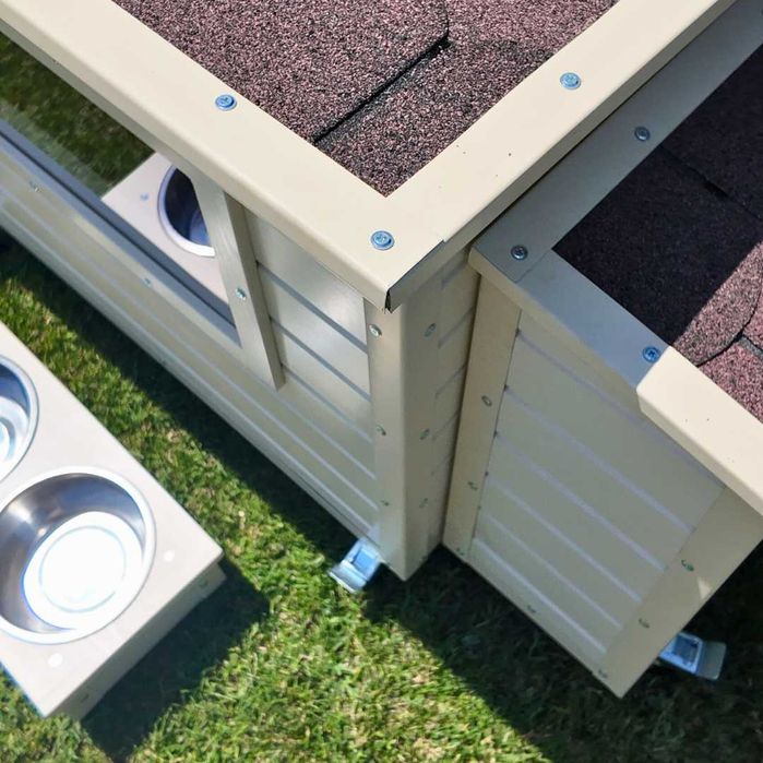 Cusca Caine Izolata Cu Incalzire Pregatita Pentru Iarna Full Options