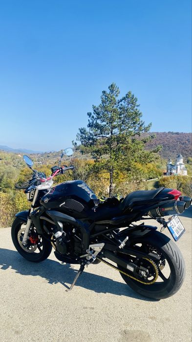 Yamaha FZ6 Black Edition