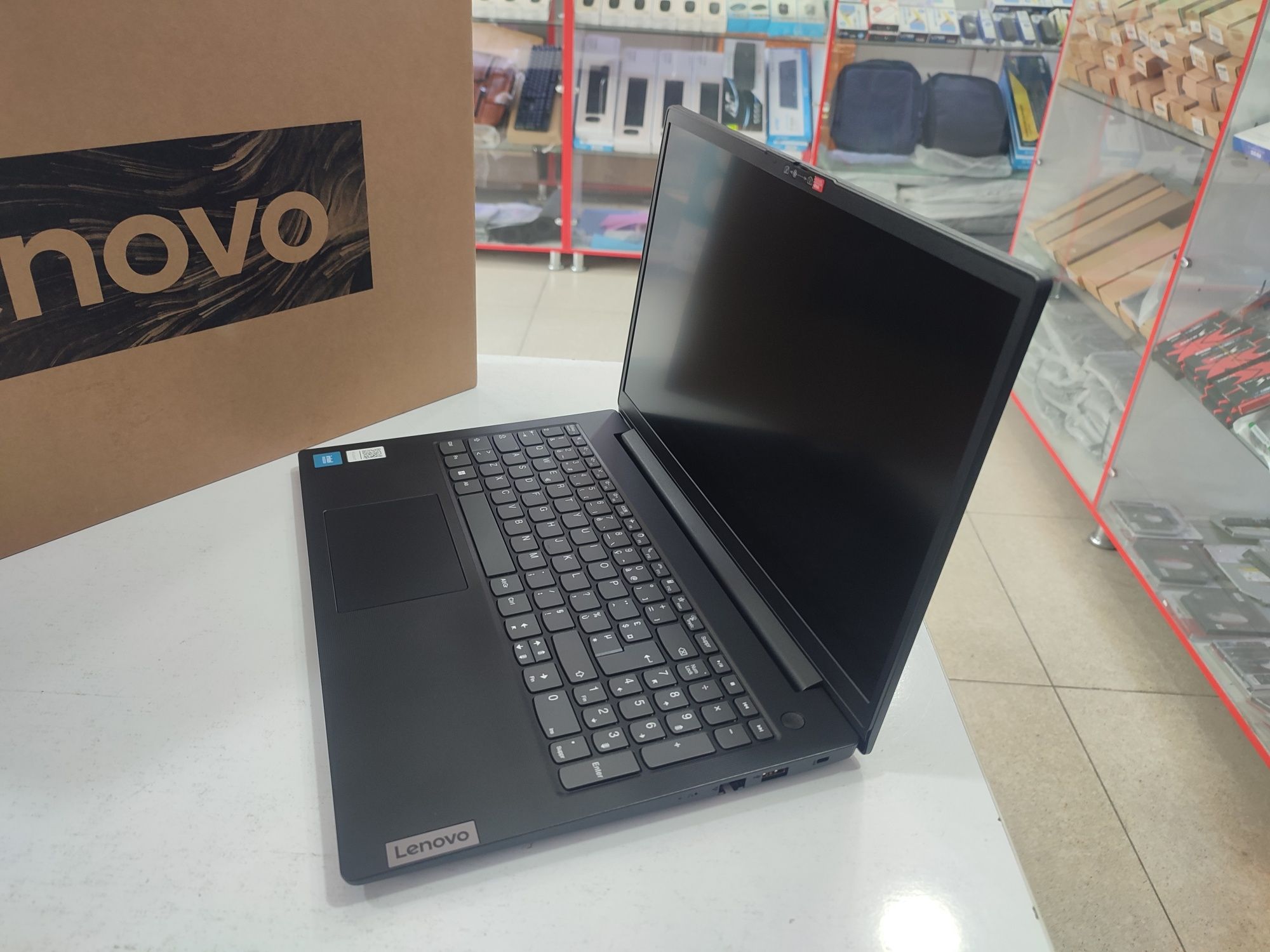 Lenovo yangi avlod 8 lik