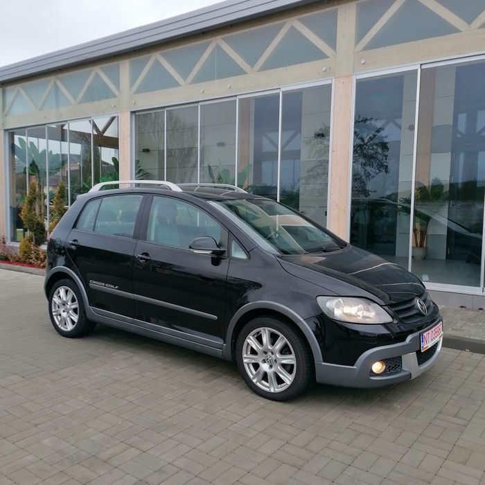 Volkswagen Golf 5 Plus Cross, 1.4 benzina, înmatriculat recent