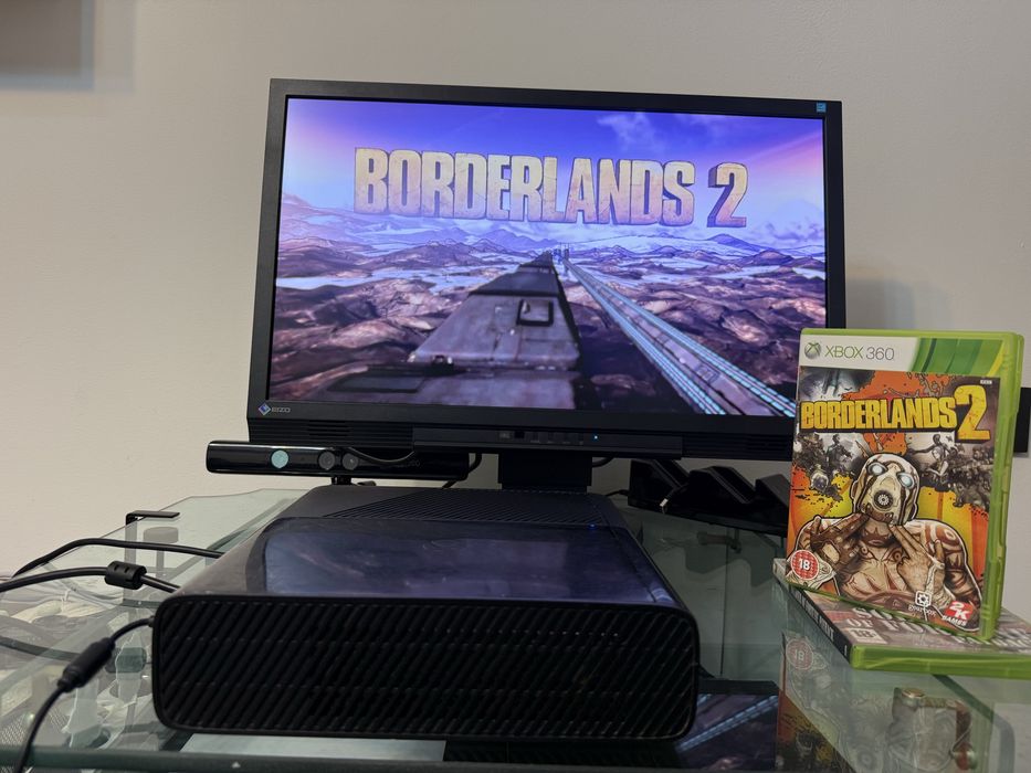 Consola Xbox360 elite + senzor kinect