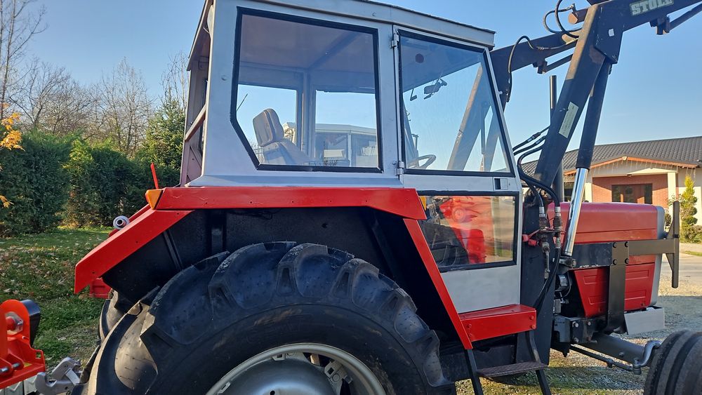 Tractor Massey Ferguson 284 cu încărcător frontal