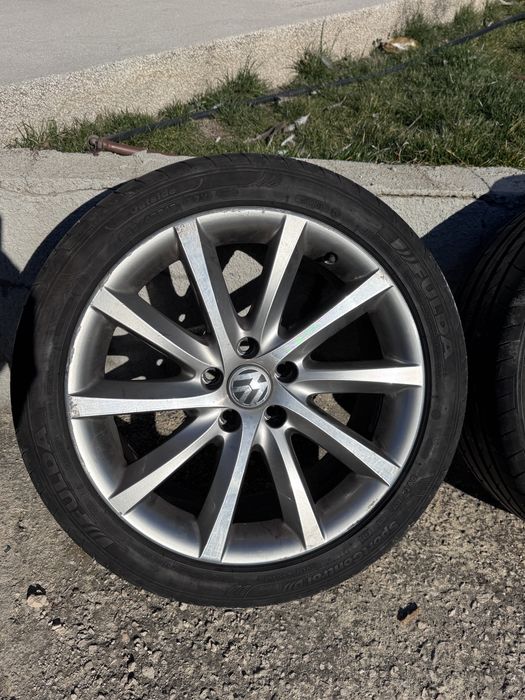 Оригинални джанти Vw Samarkands с летни гуми 245 40 18