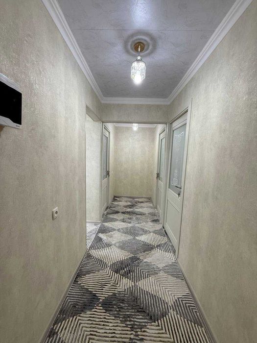 3х комнатная квартира на 4 этаже 70кв/м, в Самарканда