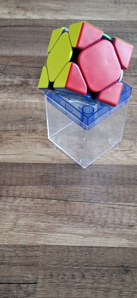 Skewb-рубик кубче