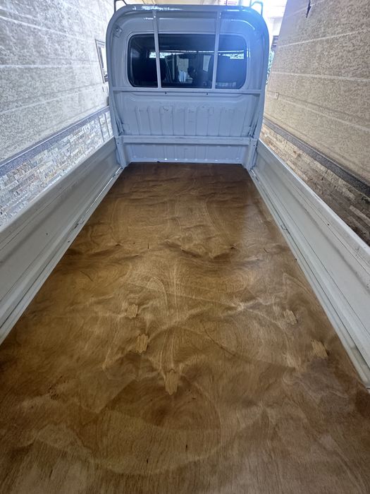 Labo sotiladi 2025 yil tozza