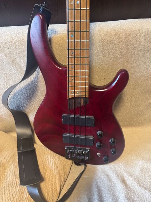 Chitară bas activ Cort B4 Plus AS BR - 4 corzi