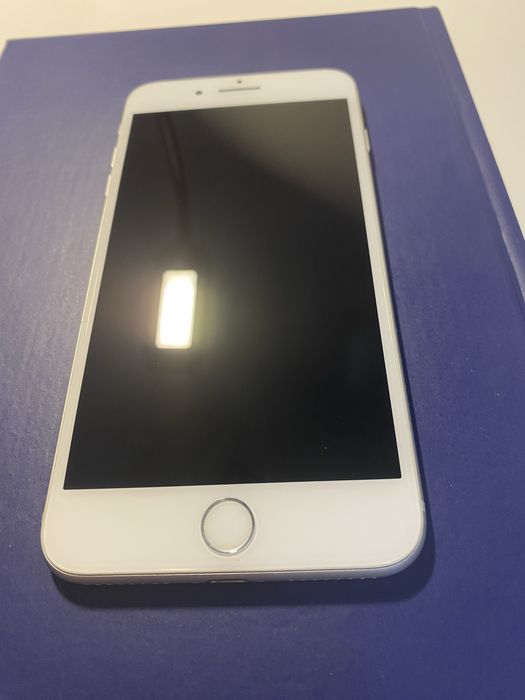 Продам Iphone 7 plus в хорошем состоянии.