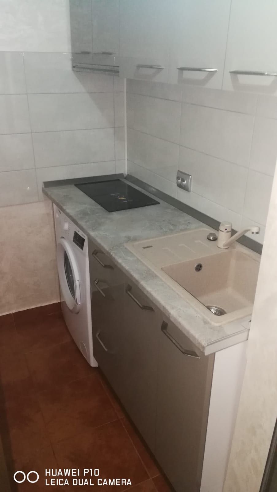 Închiriez garsoniera