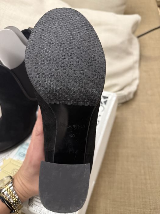 Боти  Carinii нови