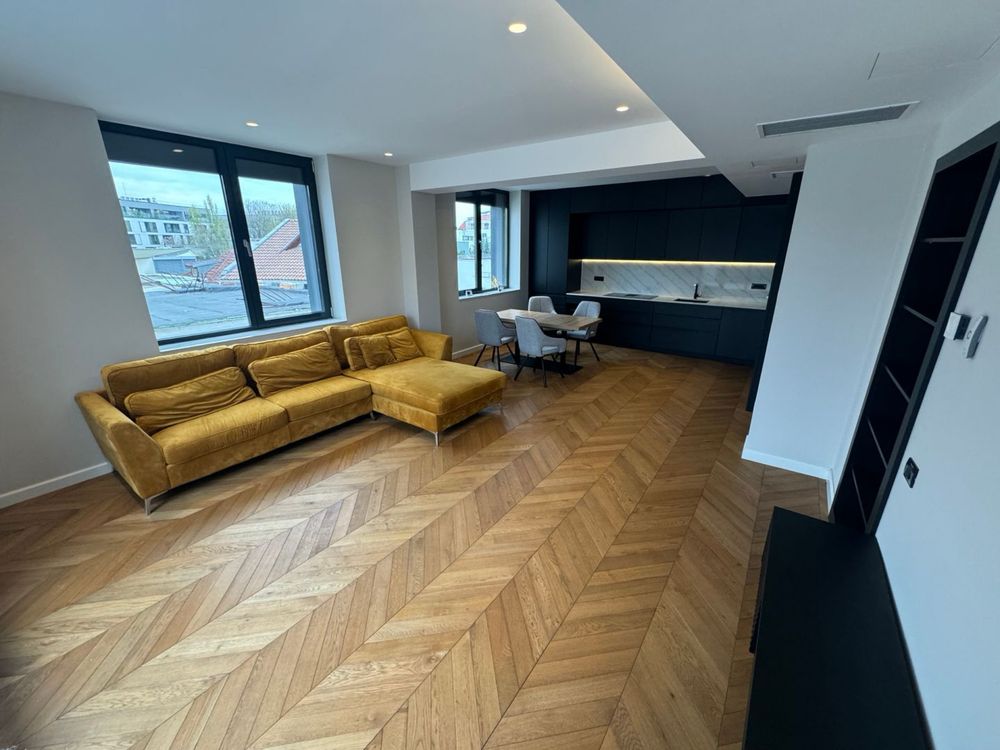 Apartament 3 Camere Cartierul Francez| Terasa Spatioasa