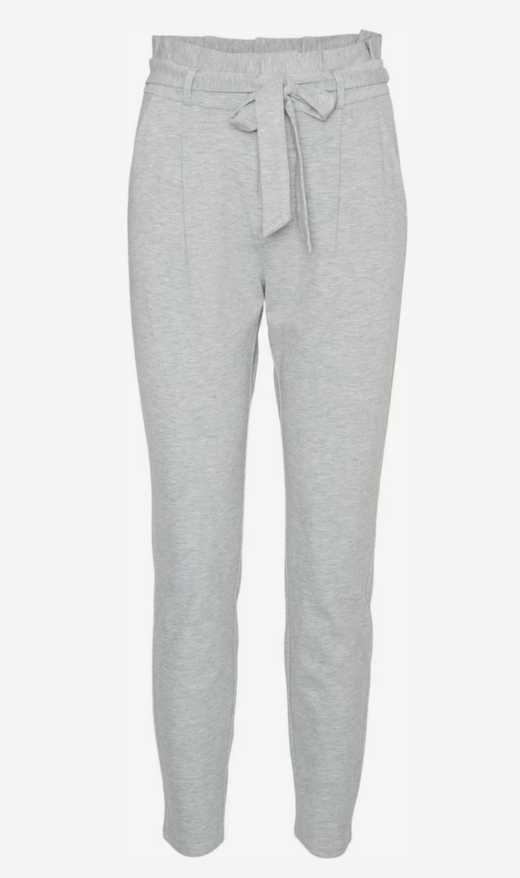 Слим фит панталон Vero moda,
р-р M,  нов с етикет.