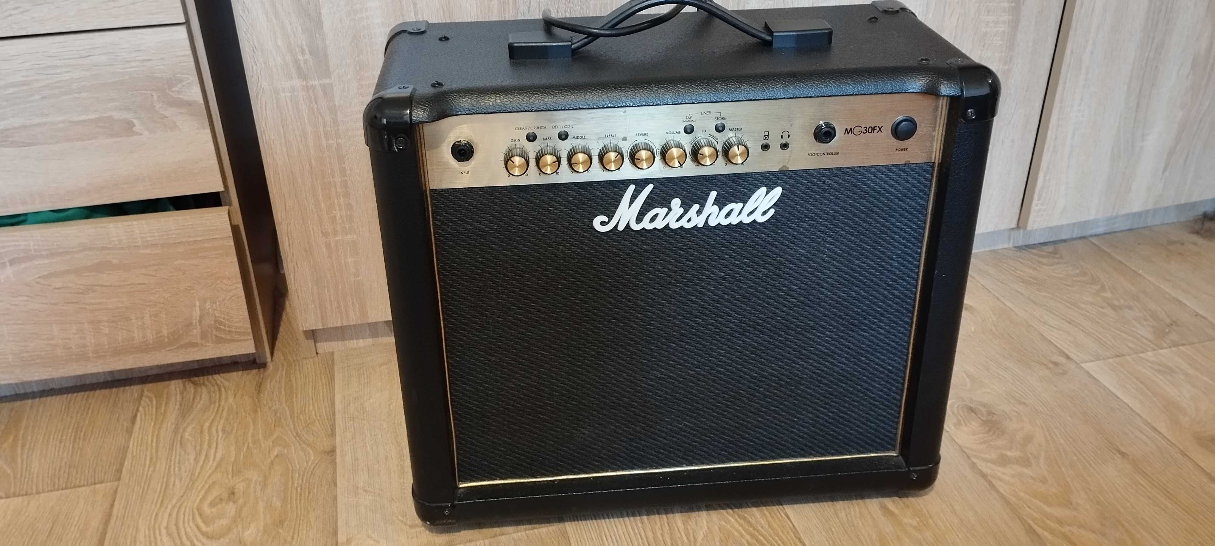 Кубе Marshall MG30fx