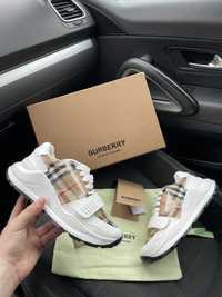 Adidasi/Sneakers Burberry