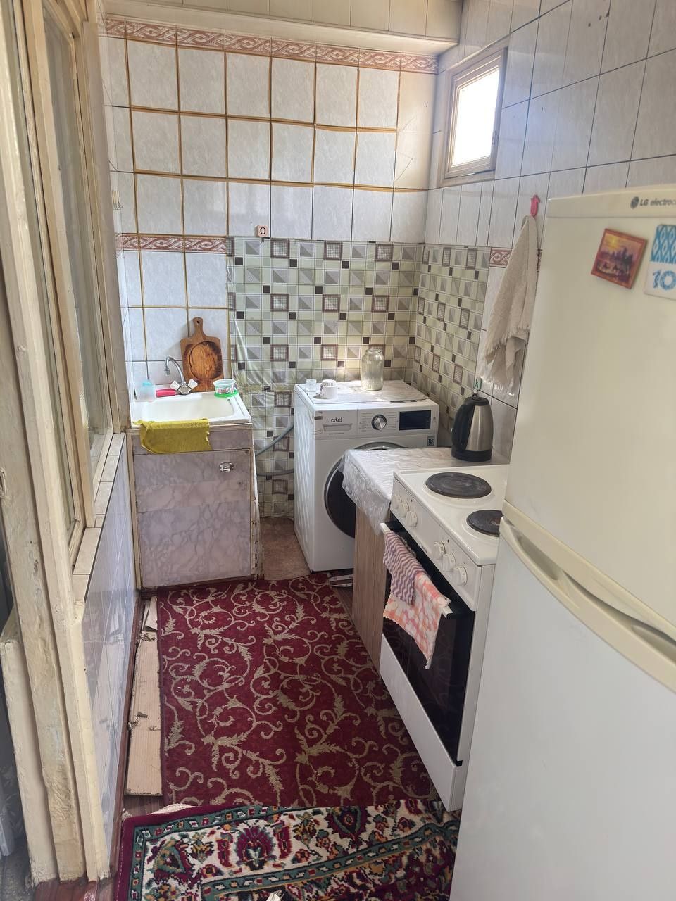 Юнусабад 7 квартал 1/2/9 (44²) продаётся квартира