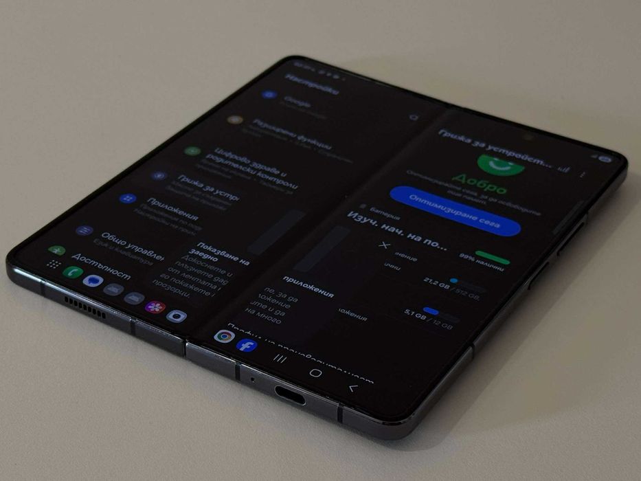 Бартер! Samsung Galaxy Z Fold 5 512GB Black (Черен) Дефект!