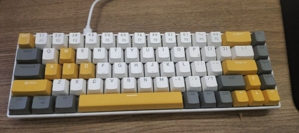 Продам клавиатуру magegee