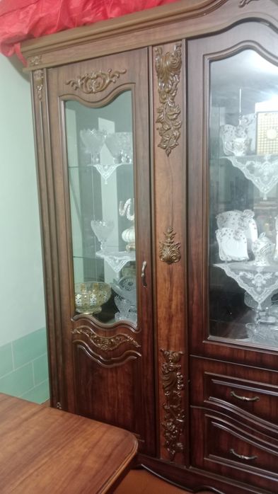 Mebel sotiladi xolati zor