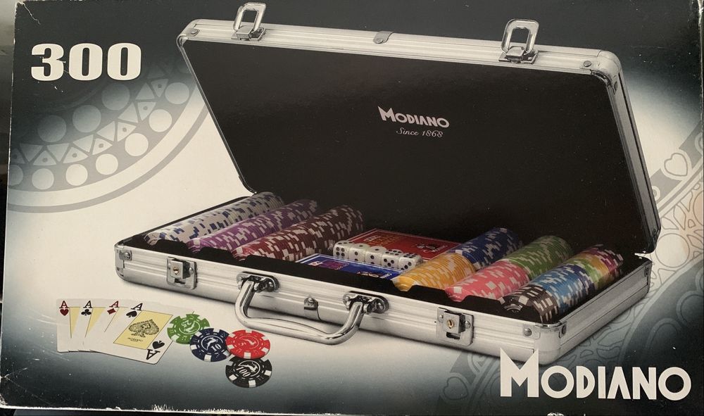 Комплект Куфар за Покер