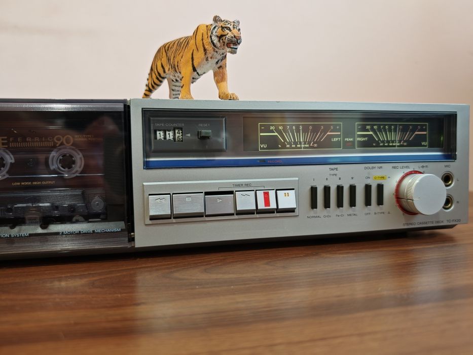 Sony TC-FX20. O frumusețe Hi-Fi. Rar. Tape deck superb. Preț fix !