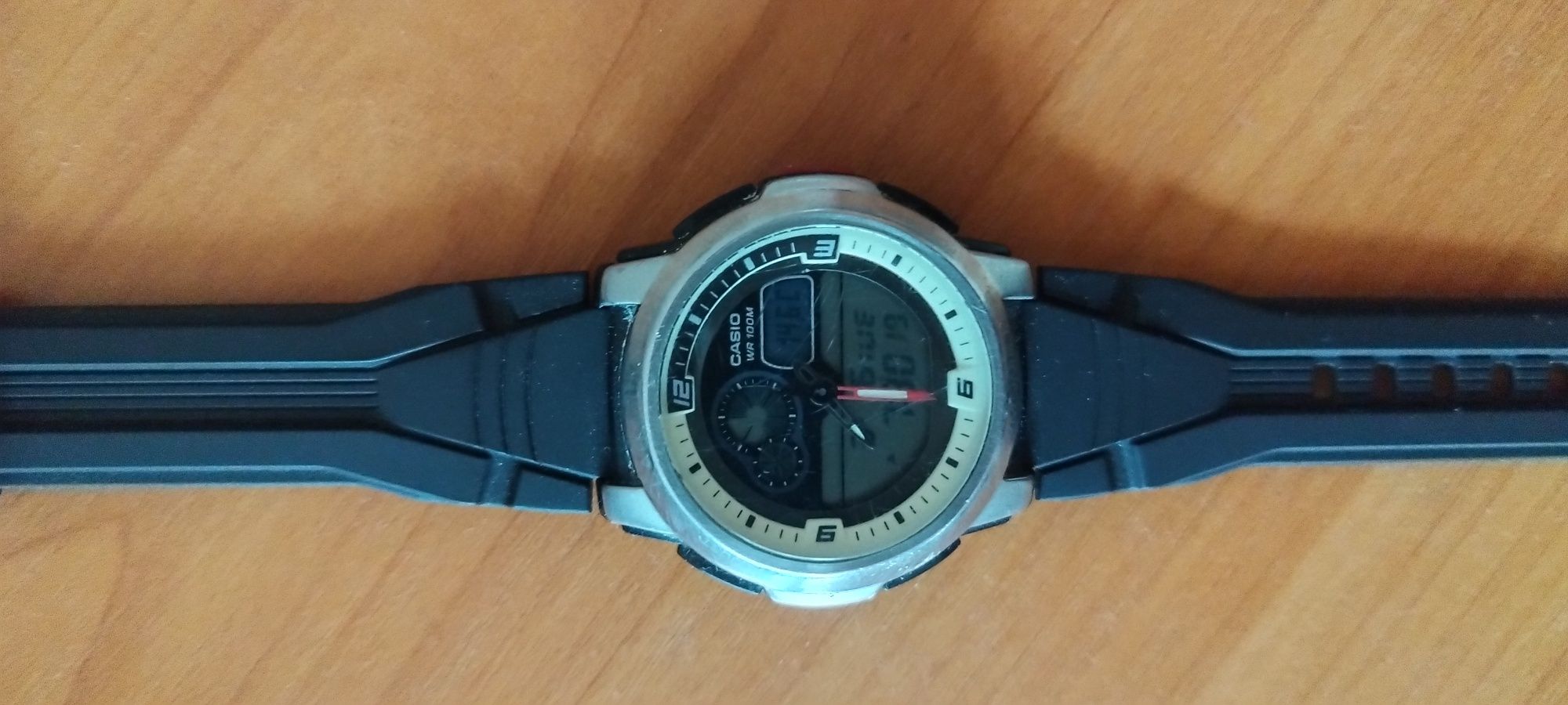 Часовник Casio AQF-102W