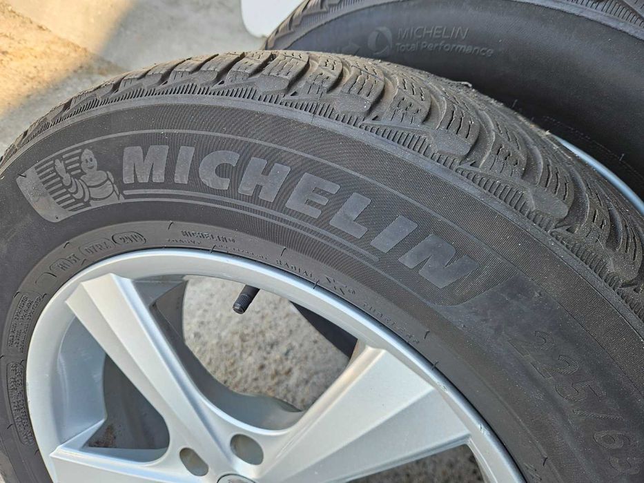 17'' Джанти за HONDA CRV + зимни 225/65 17 MICHELIN PILOT ALPIN 5