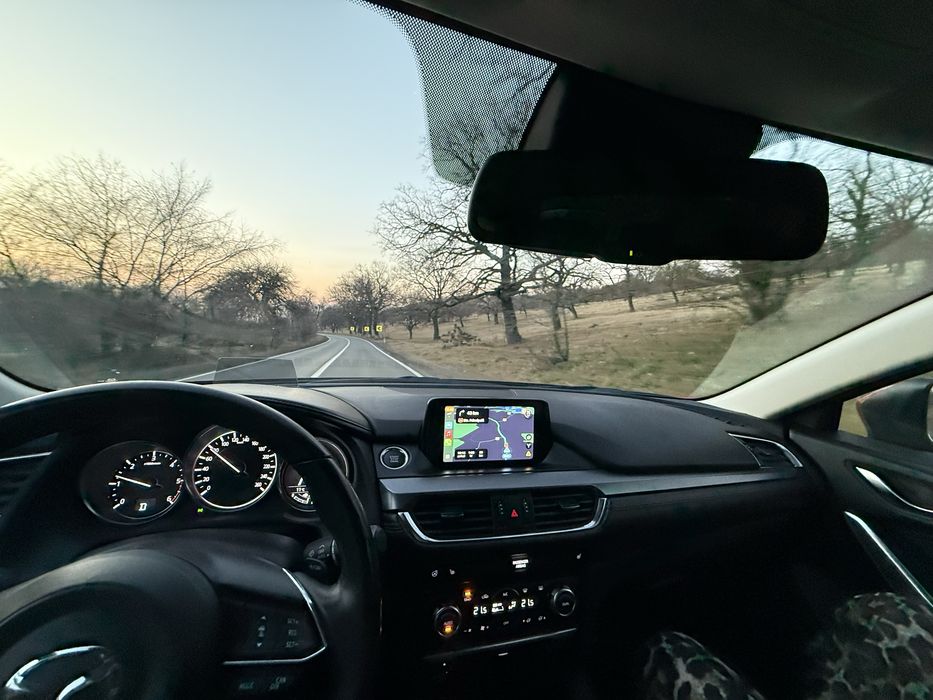 Mazda 6 Revolution Top