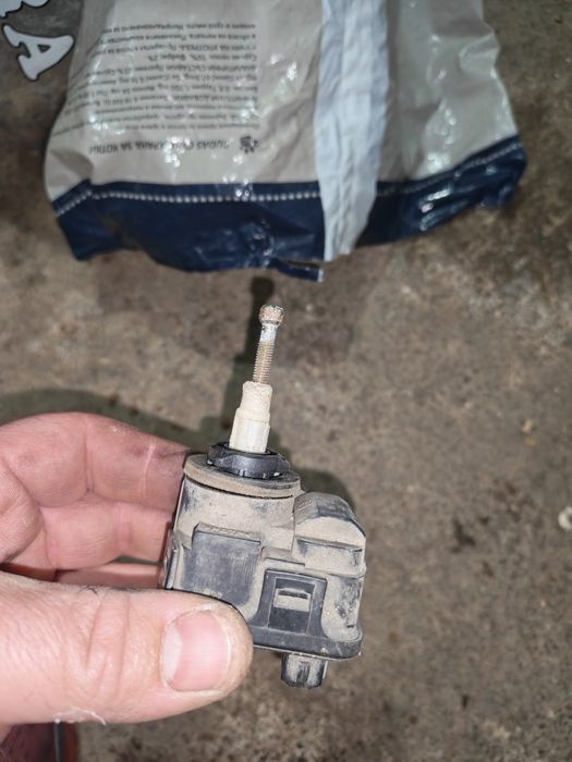 Ел. Мотор регулиране на фарове за Vw