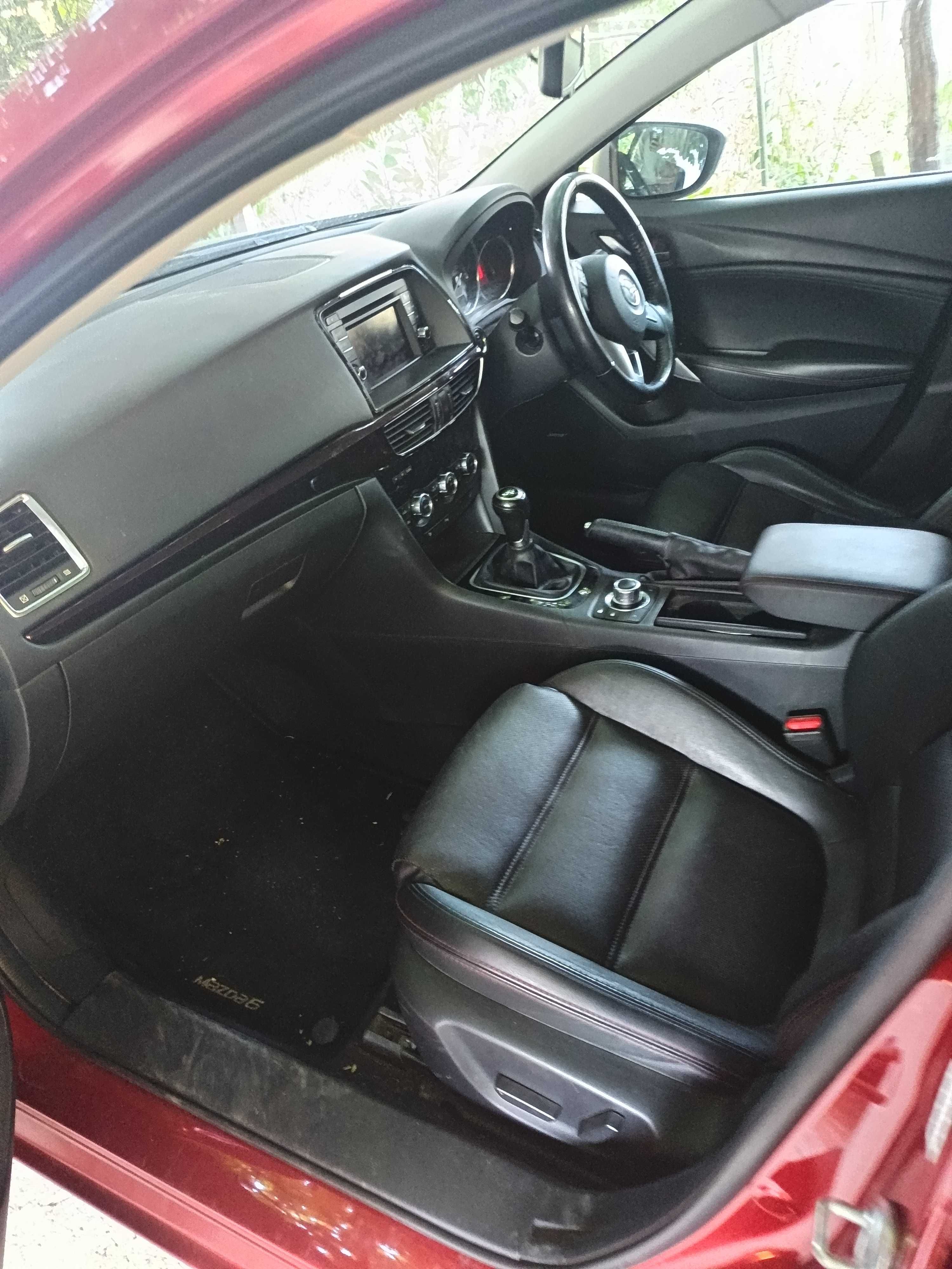 Mazda 6 2,2 ,150 к с ,ръчка