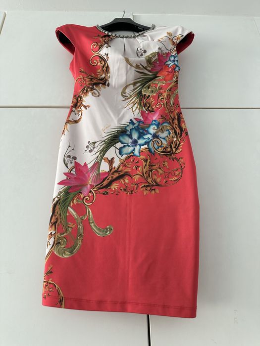 Дамски рокли С-М всяка за 15 лв