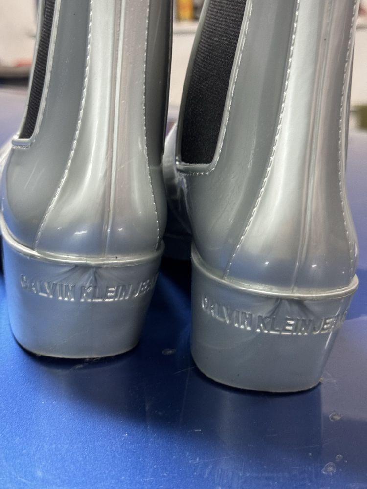 Боти Calvin Klein, гумени/силиконови със стелки с мемори пяна