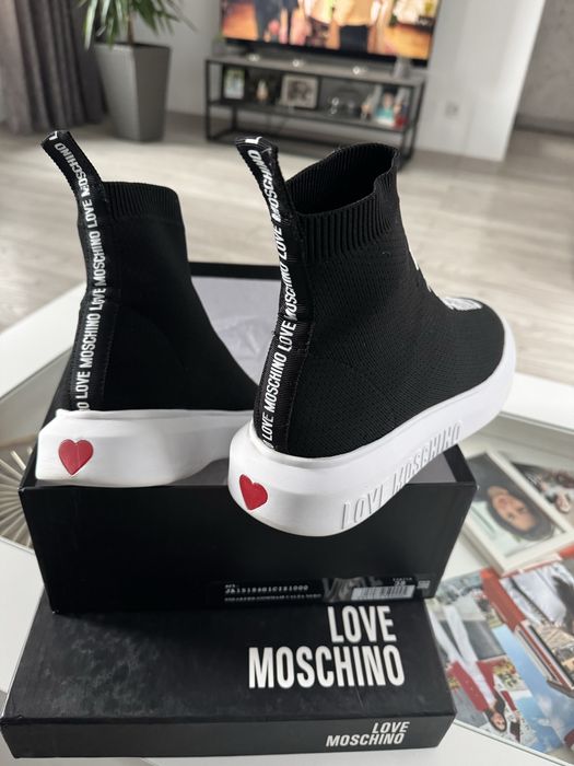 Incaltaminte Moschino fete