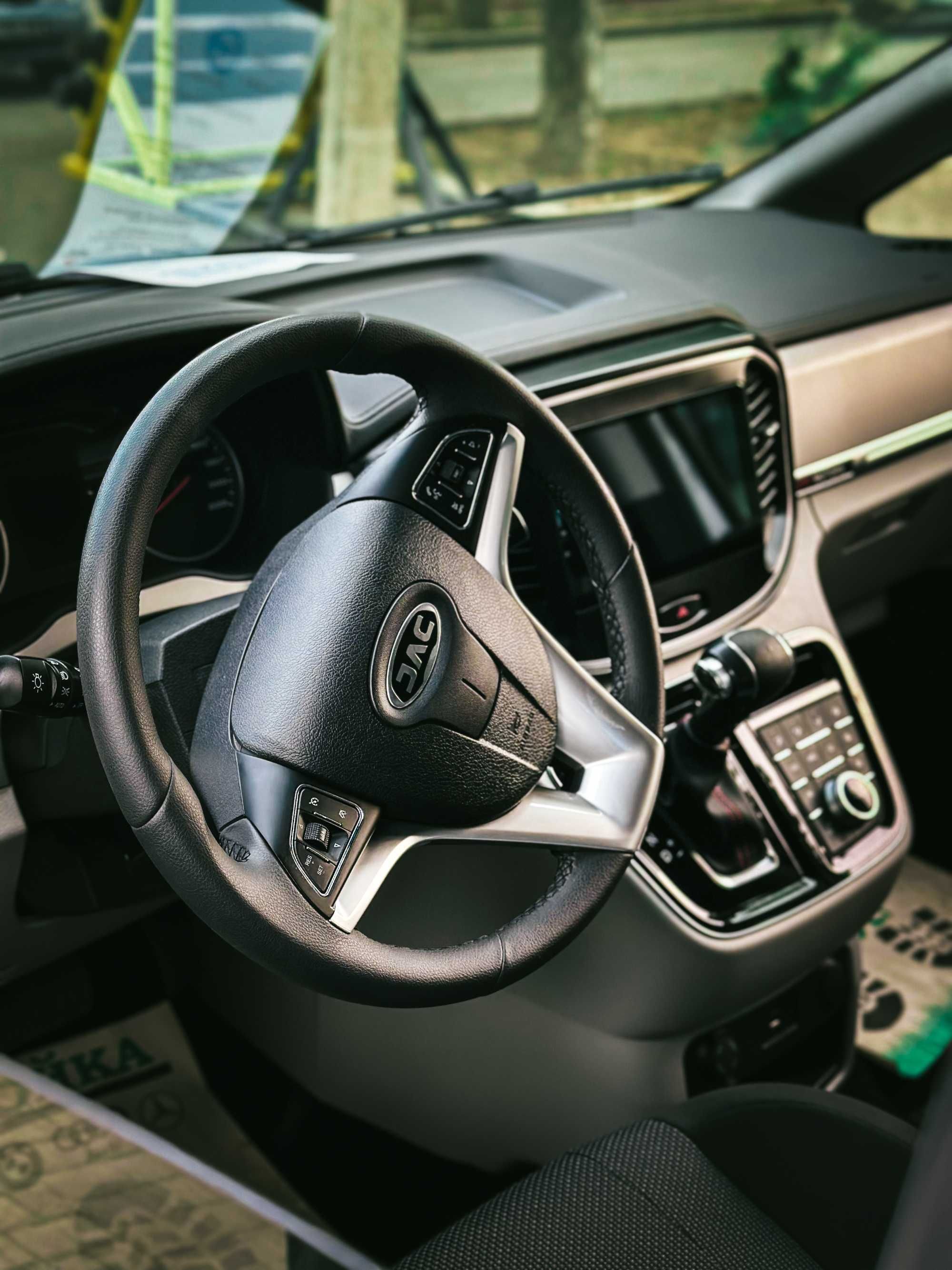 JAC M4 aftamat karobka