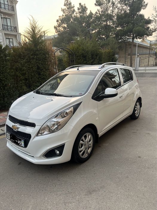 Продается автомобиль Spark 4 позиция