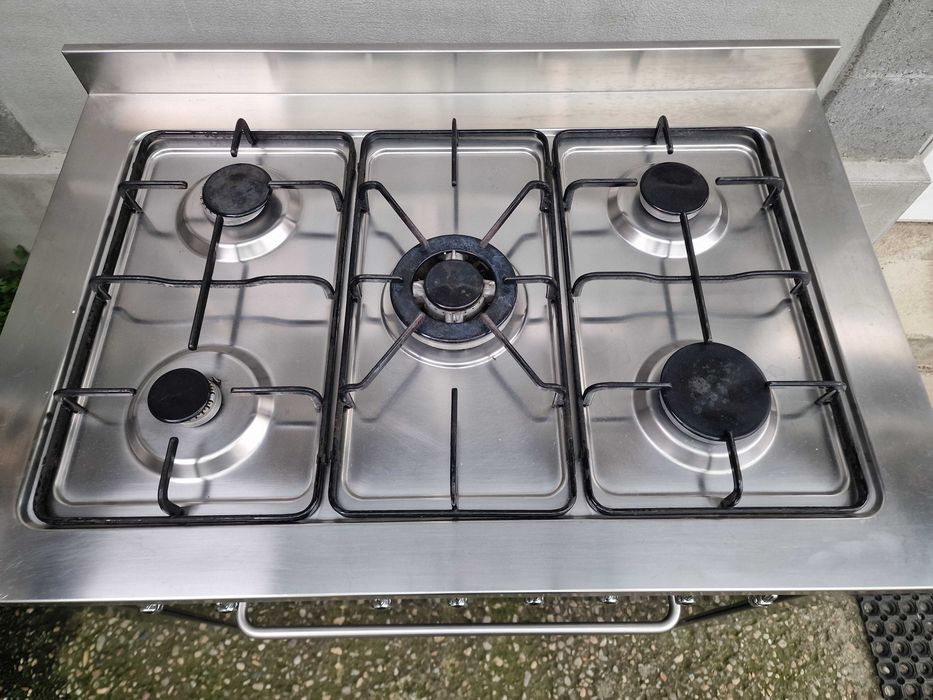 INDESIT | aragaz pe gaz
INDESIT | aragaz pe gaz