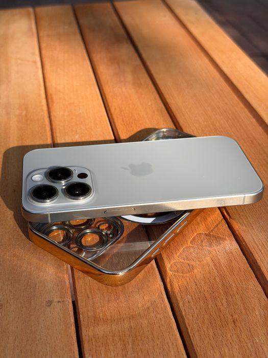 Iphone 15 pro nou